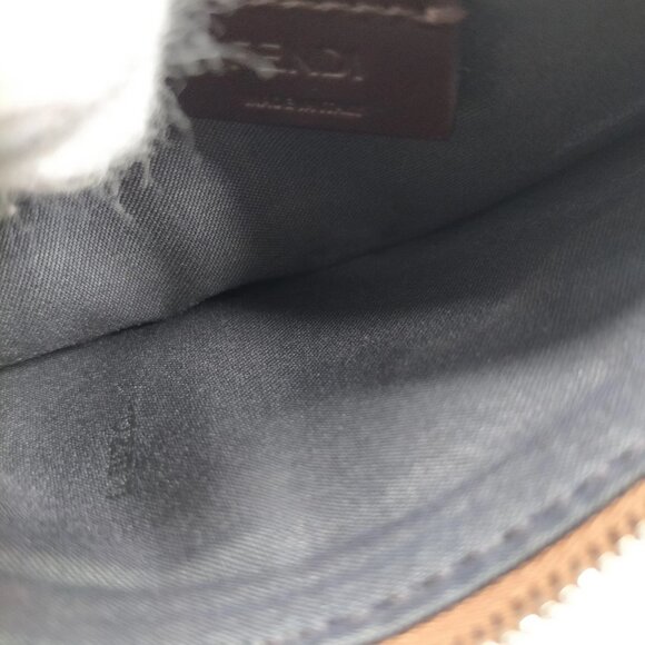 Fendi Cosmetic Pouch Red Leather 308-082325 - Picture 14 of 16